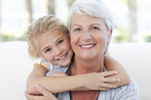 Воспитание детей бабушками: помощь родителям или препятствие?