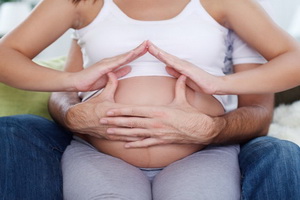 Первые шевеления при третьей беременности: ощущения опытных мам