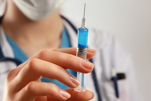Какие прививки делают детям в России от рождения до 14 лет